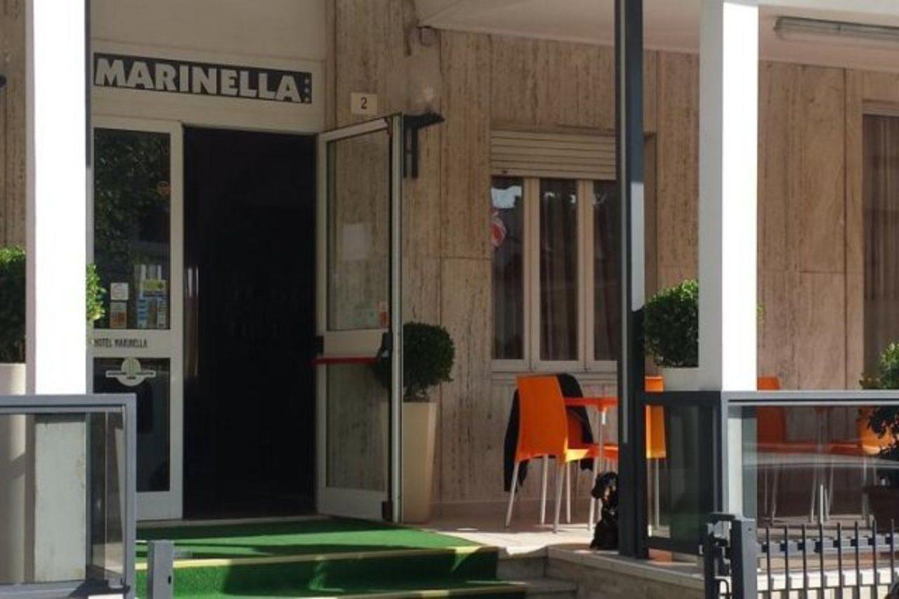 Hotel Marinella Rímini Exterior foto