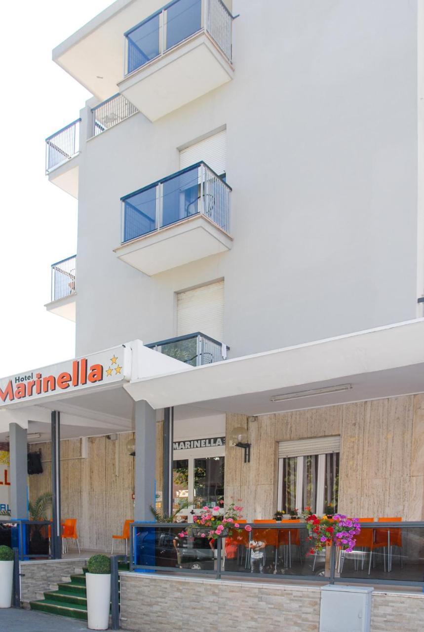 Hotel Marinella Rímini Exterior foto